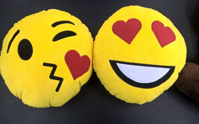Emoji italia (Pixabay) Emoji italia (Pixabay)