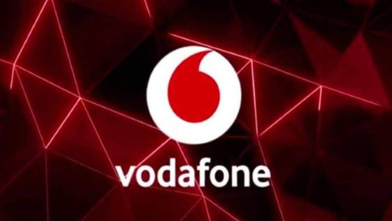 Vodafone cambia le sue tariffe: rimodulazione con aumento di €1,99 al mese per moltissimi utenti