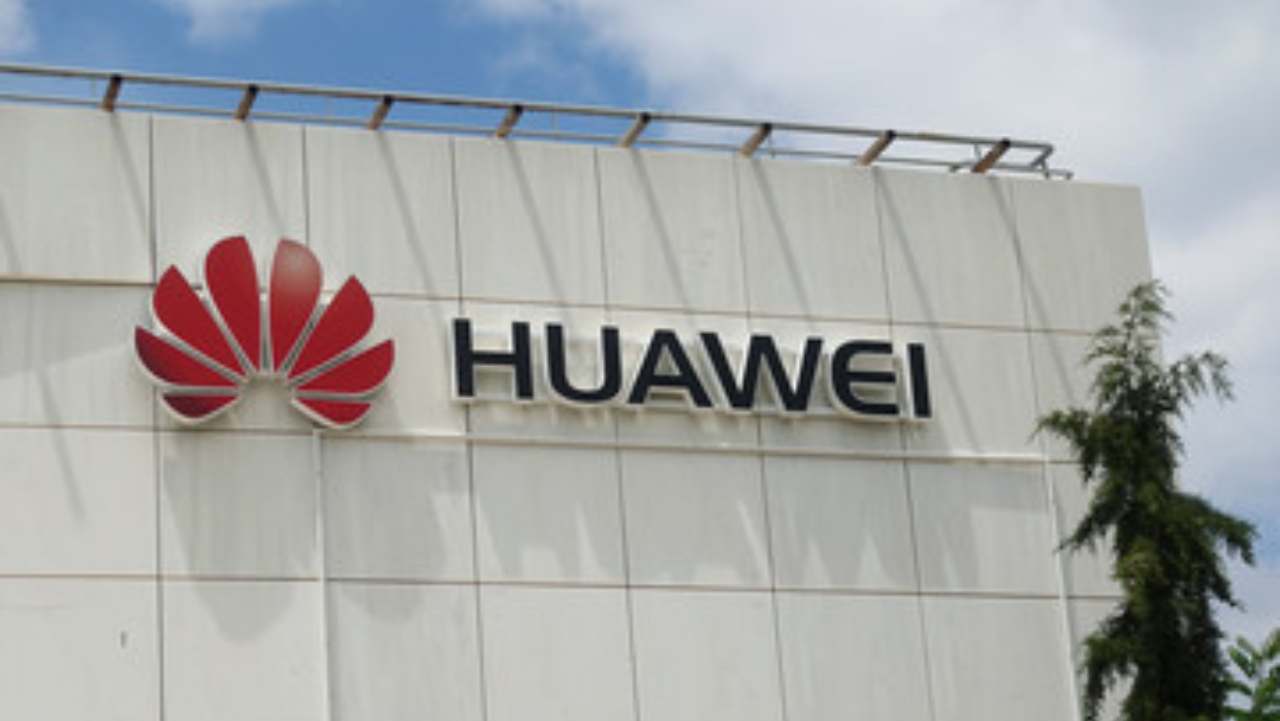 Ban Huawei: trovata una strada per aggirare il decreto di Biden