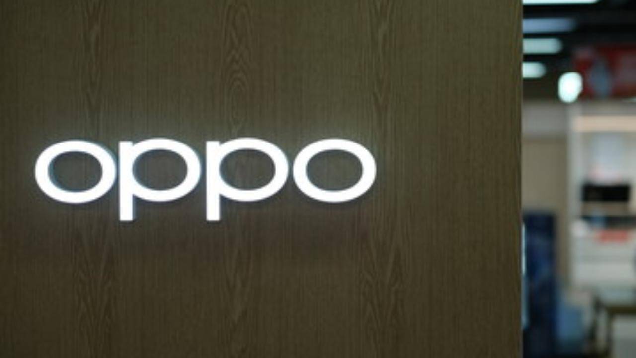 OPPO come nessuna: crea un dispositivo transformers e dall'ottimo design