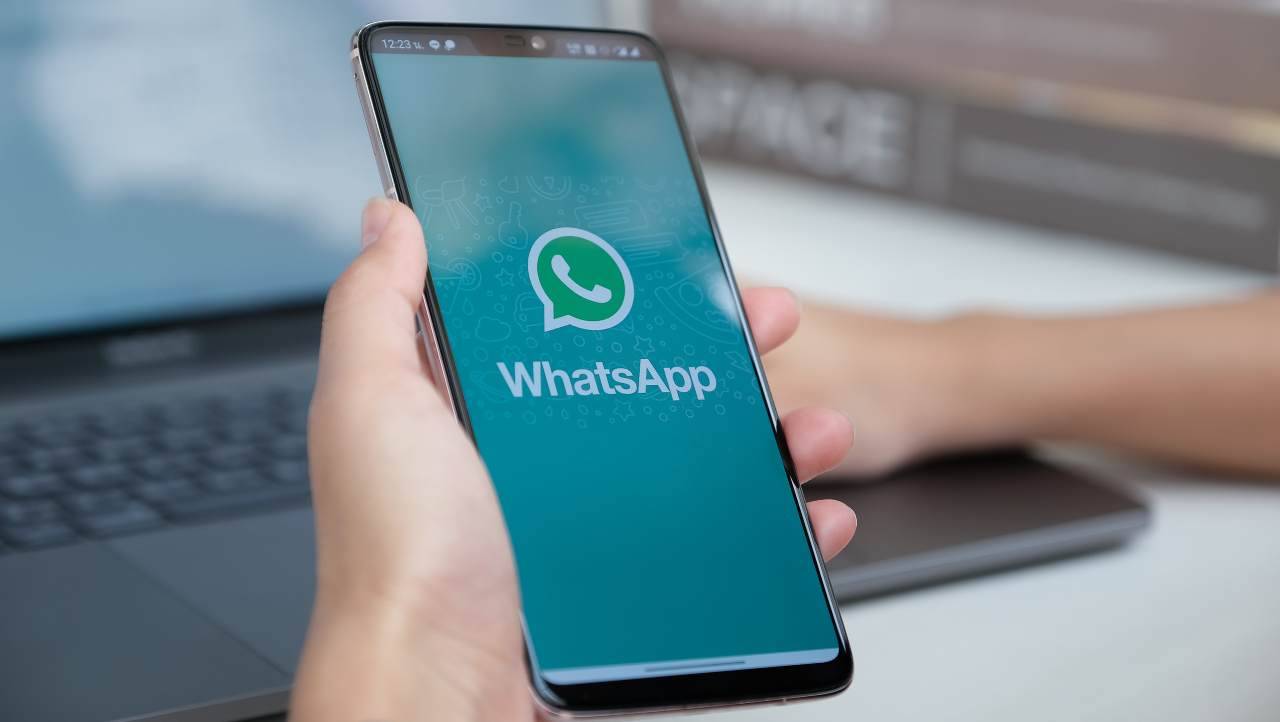 Grandi progetti per WhatsApp: ecco come cambierà totalmente nel 2022