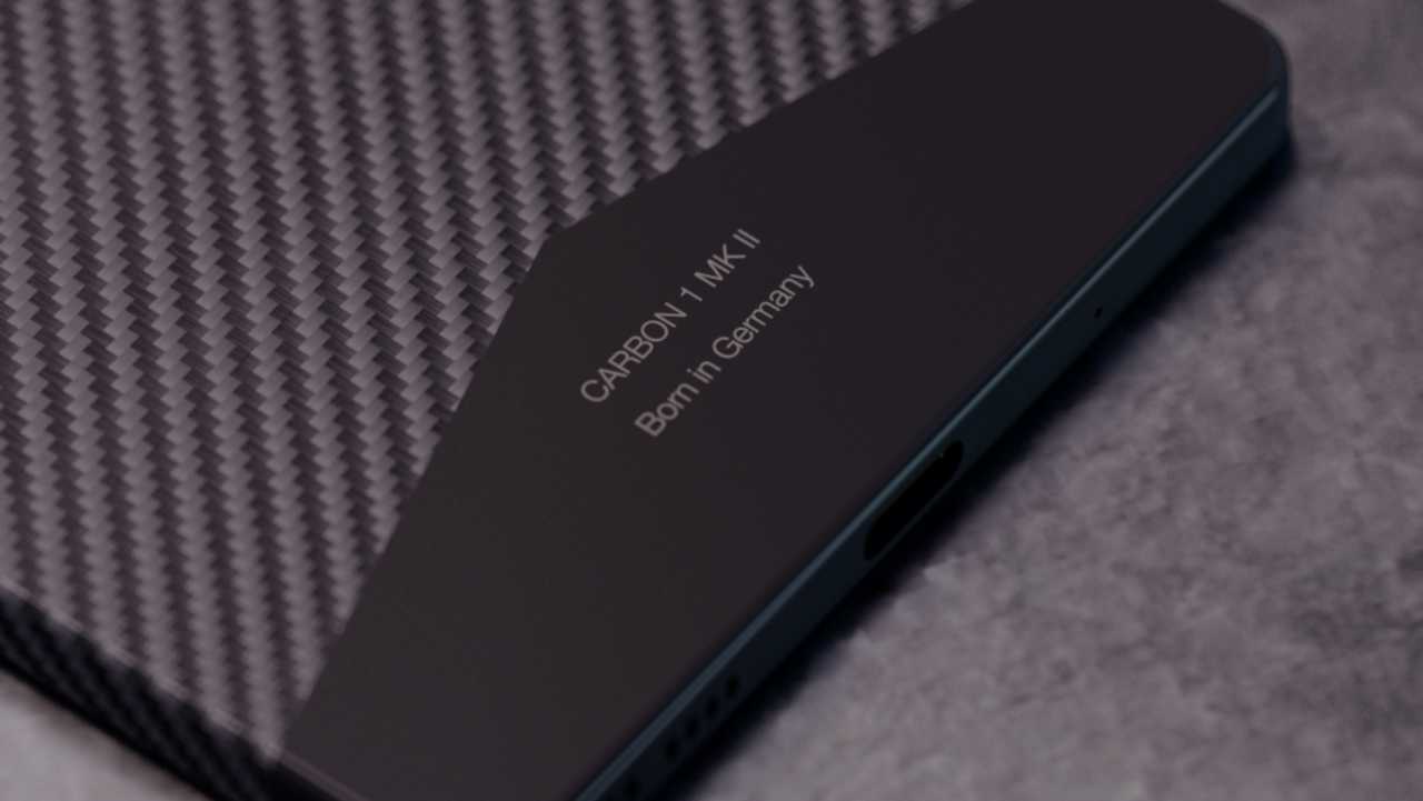 Carbon 1 MK II è lo smartphone dei record; se non lo conosci presto te ne innamorerai