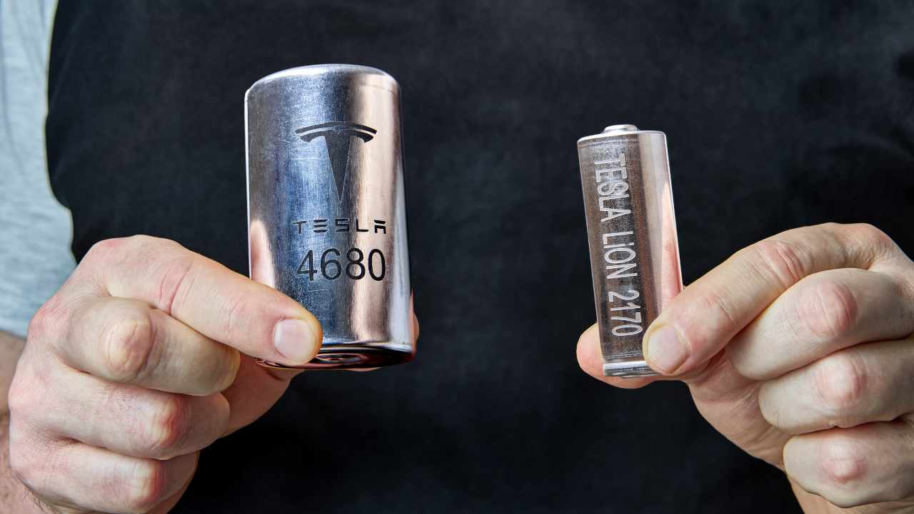 Tesla aggiorna le celle 4680 e ne ricara la dose, per le batterie di nuova generazione