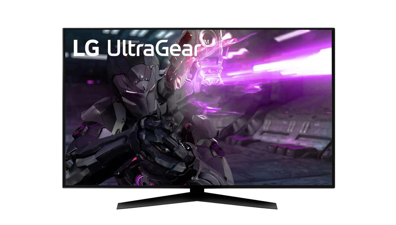 LG lancia il super monitor per gamers: ben 48" di pura gioia per gli occhi
