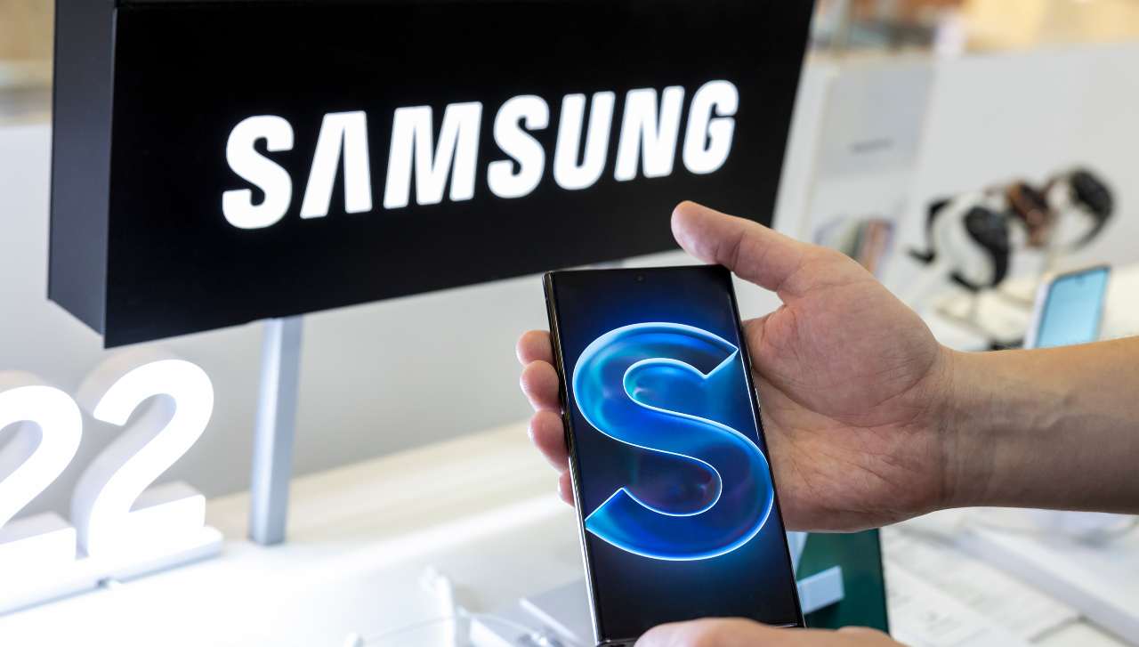 Samsung arriva il suo primo sensore da 200 Mpx: un record per la casa