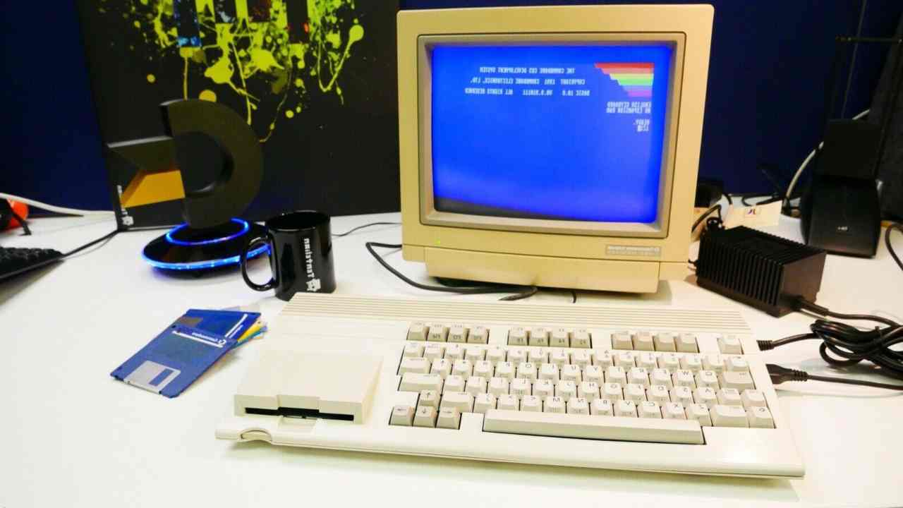 il Commodore 65, un prototipoo degli anni '90, raggiunge un prezzo esagerato durante l'asta