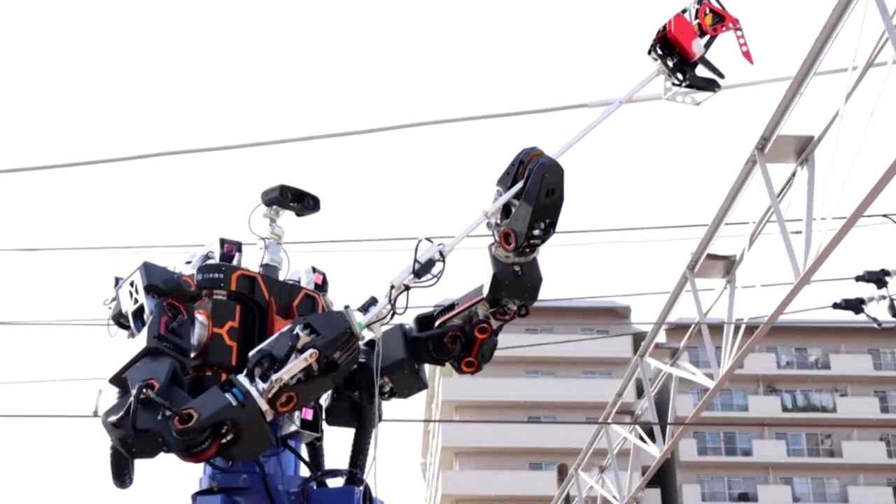 Un Gundam per riparazioni e manutenzione delle ferrovie, l'ultima trovata dal Giappone