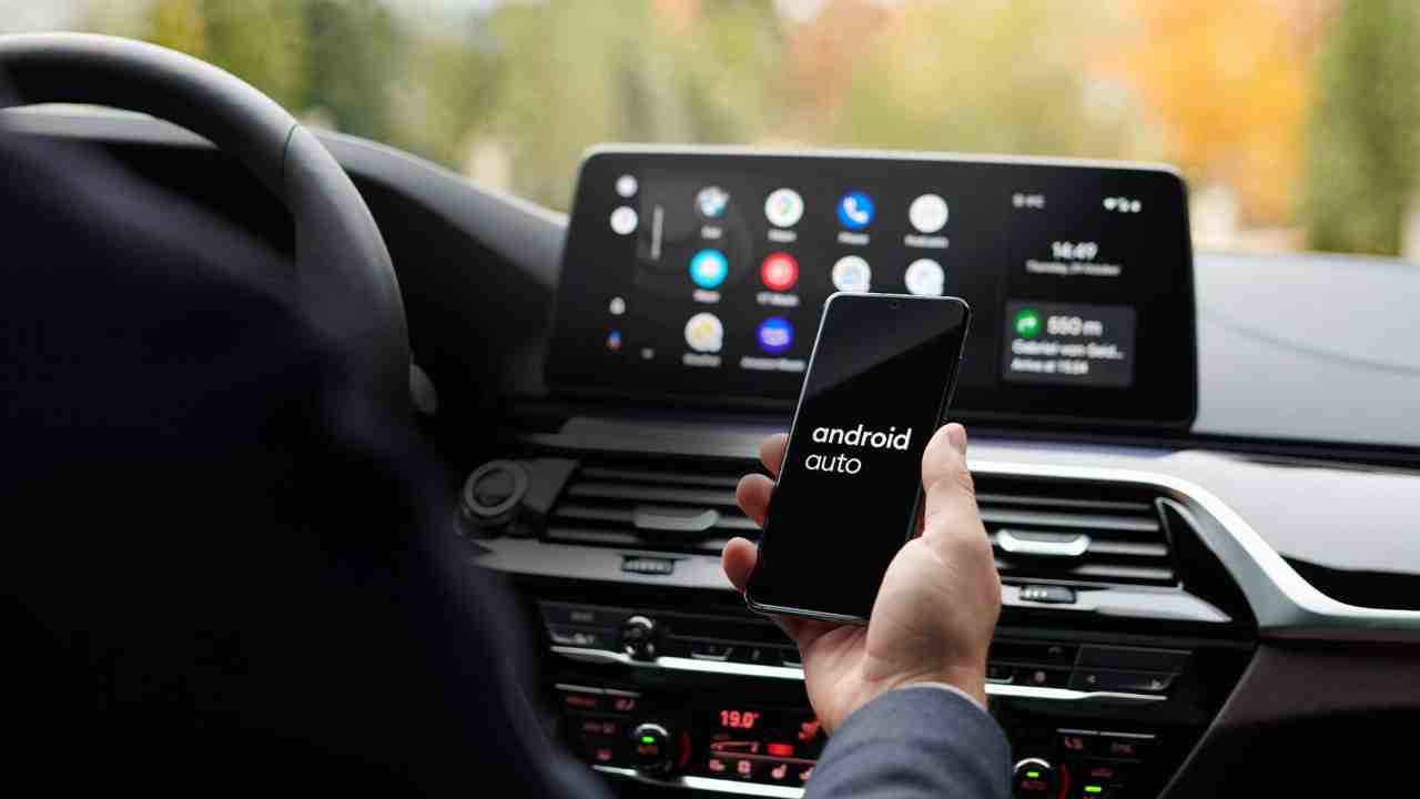 Android Auto cambia interfaccia grafica e non solo: ecco le novità