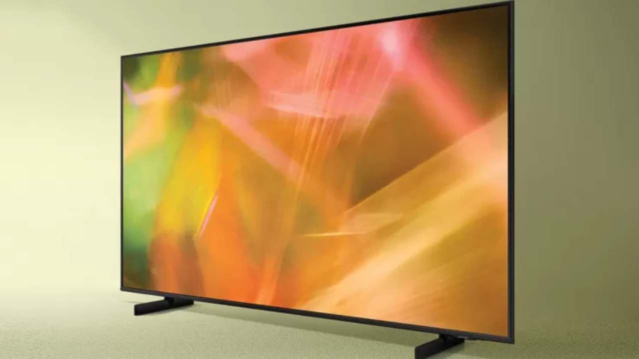 Samsung sconto il suo Smart Tv top di gamma: ora lo paghi la metà