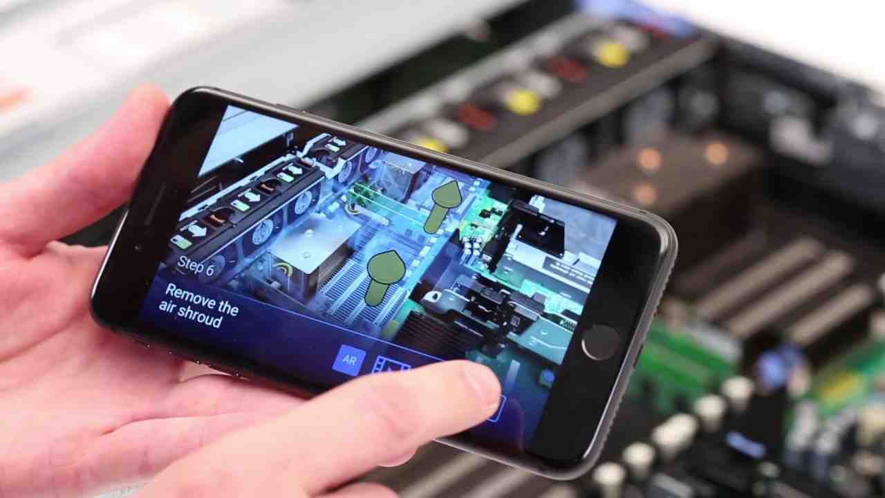 Dell AR Assistant, la fantastica app che utilizza la realtà aumentata per le riparazioni