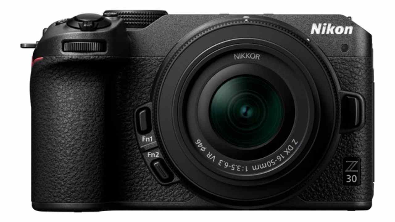 Nikon Z 30 presenta delle caratteristiche che sono eccezionali: è il top per i vlogger
