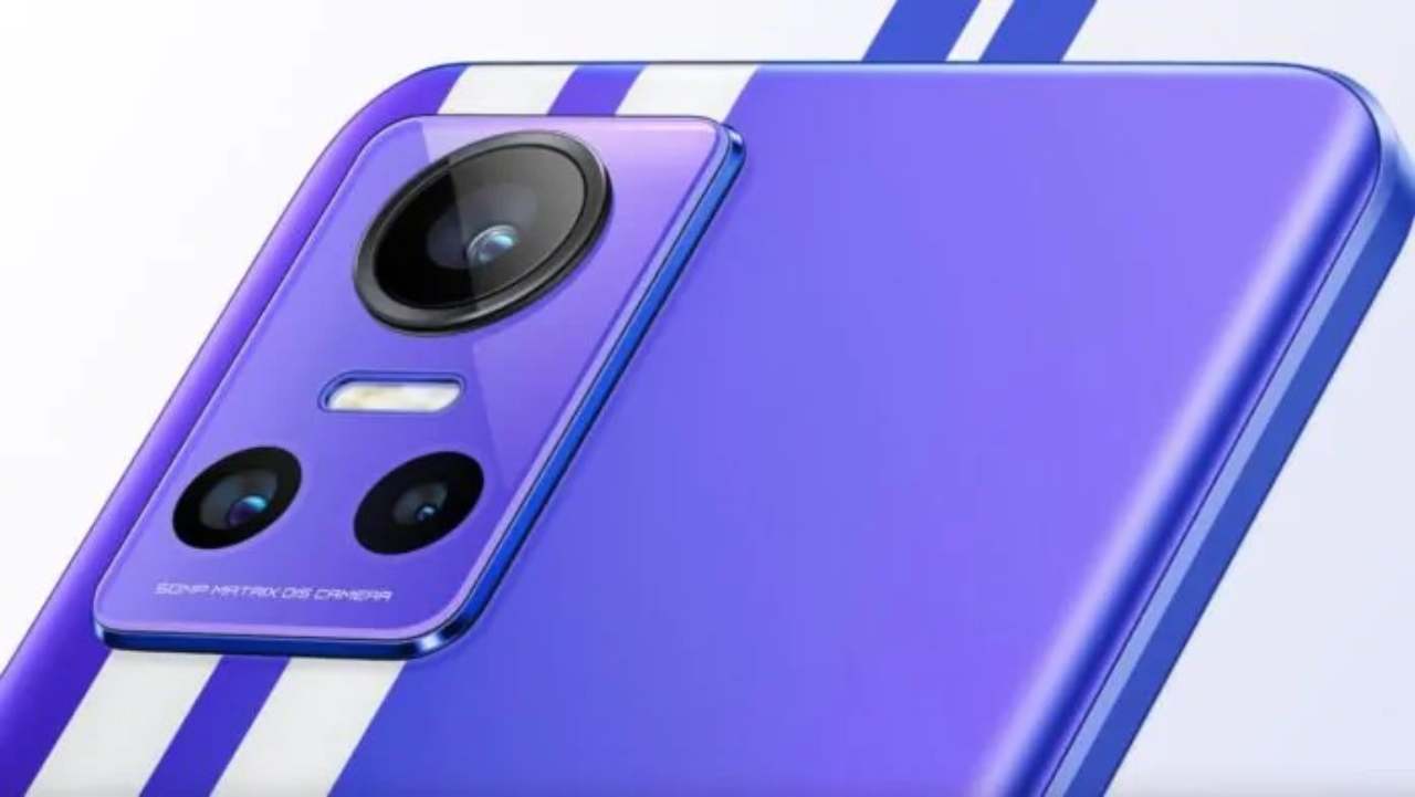 RealMe GT Neo 3 si ispira a Dragon Ball Z, con design e potenza da guerriero Saiyan