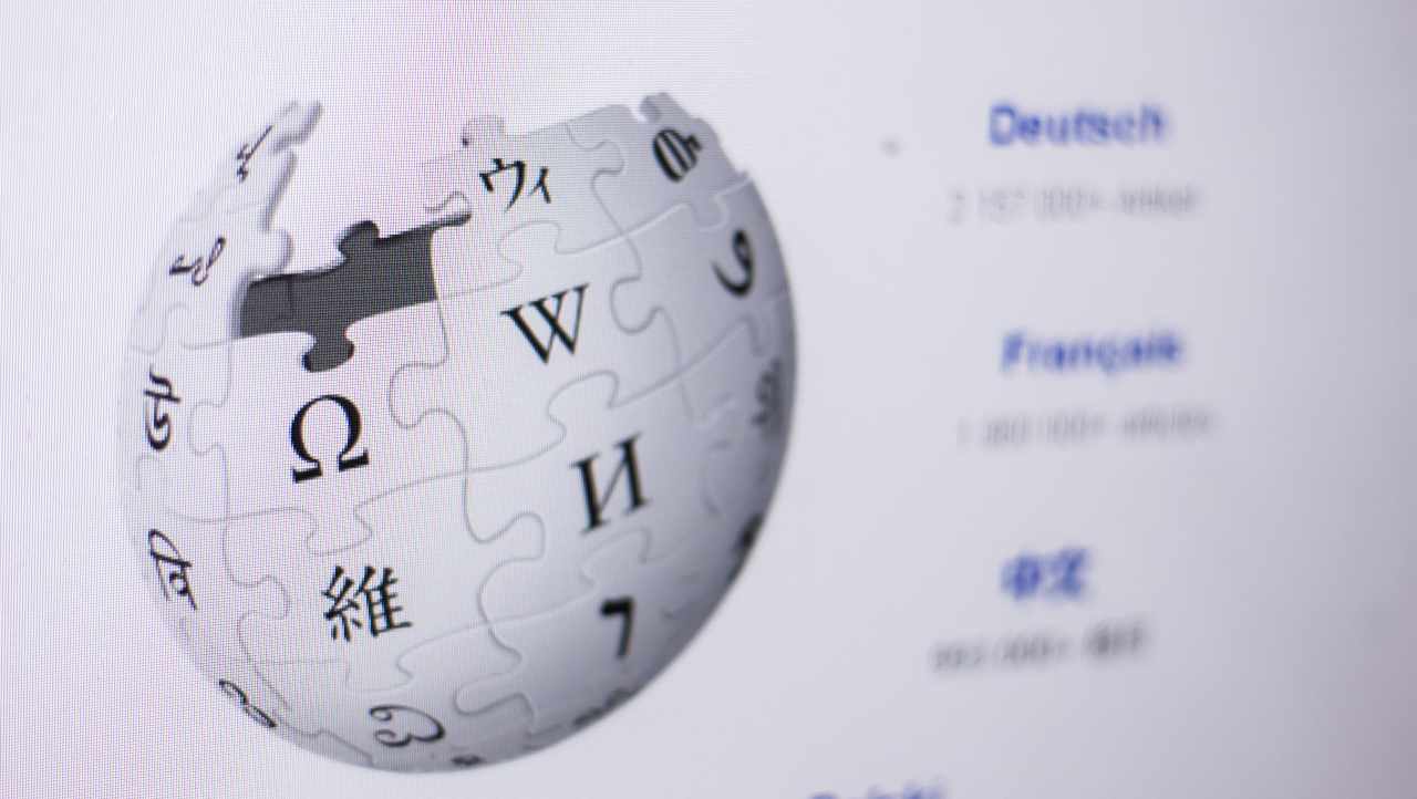 Wikipedia attaccata dalla Russia, ma l'enciclopedia non tace