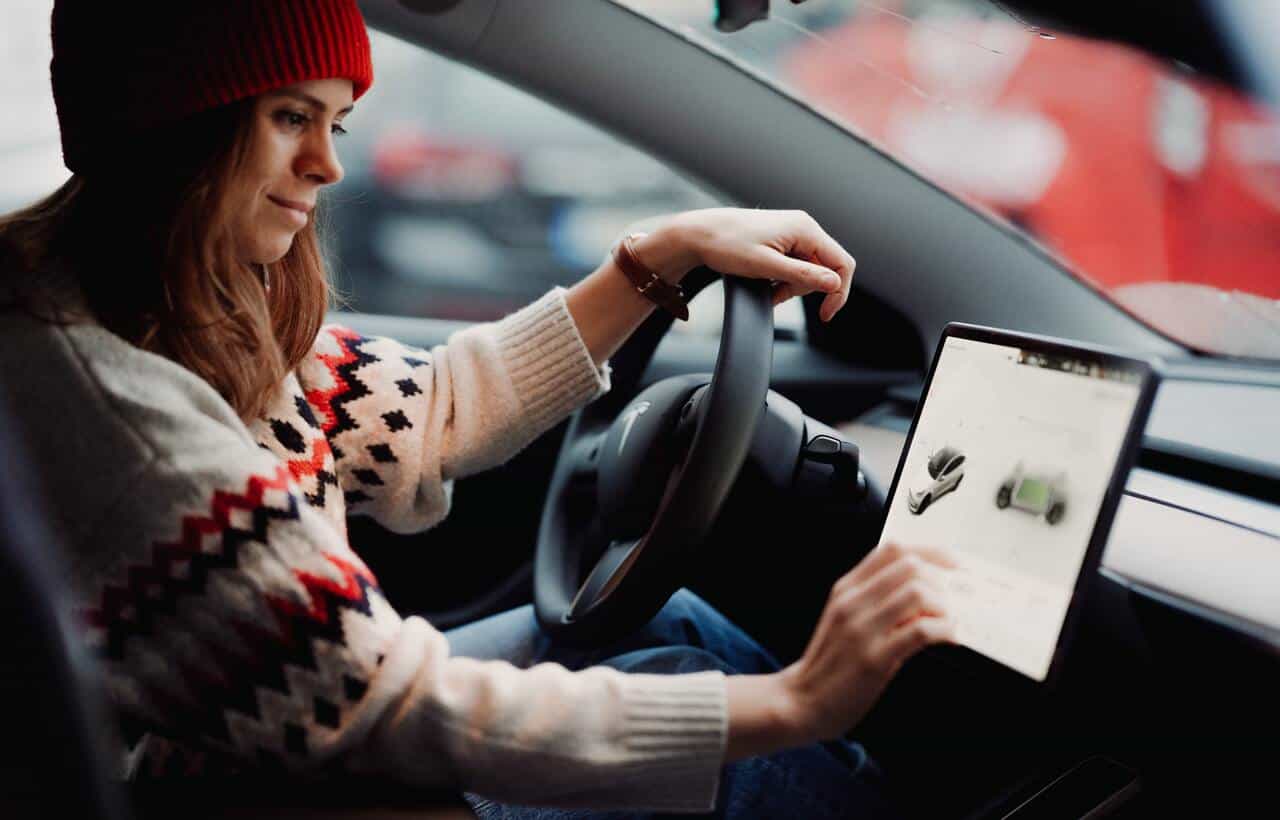 tesla touchscreen