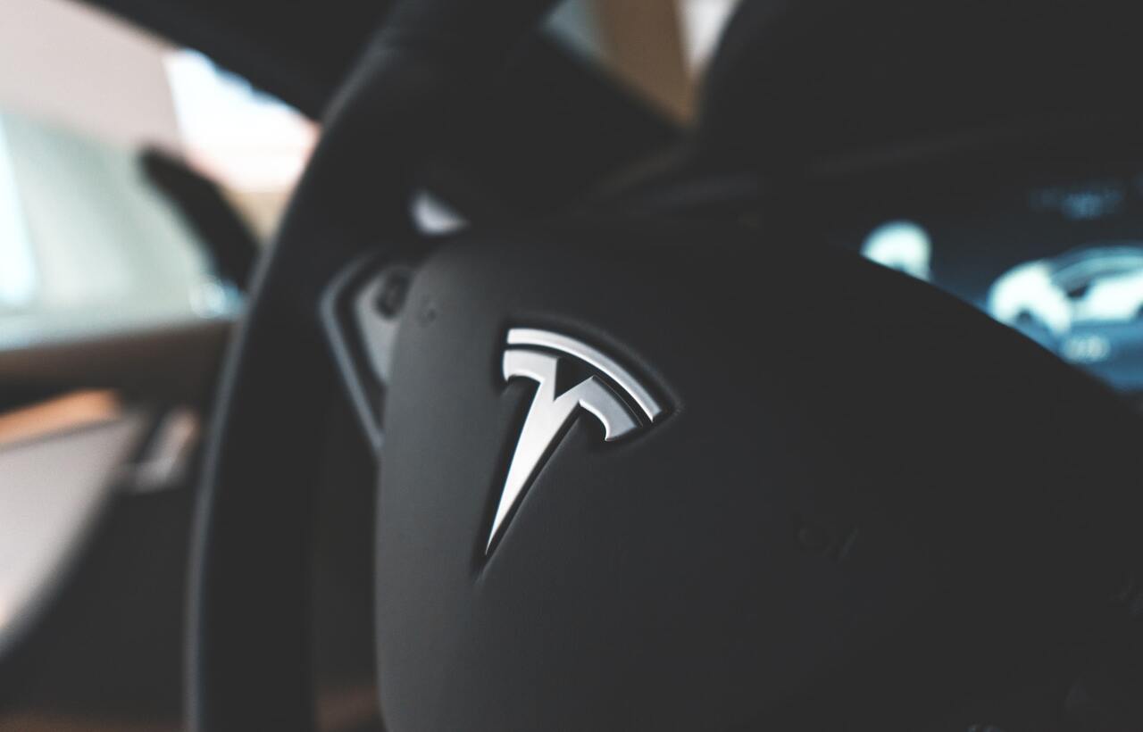 tesla logo