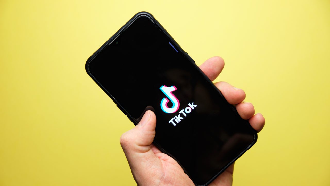 TikTok che ti è successo? Arriva Be Real e lo scansa dal trono, è il social del momento