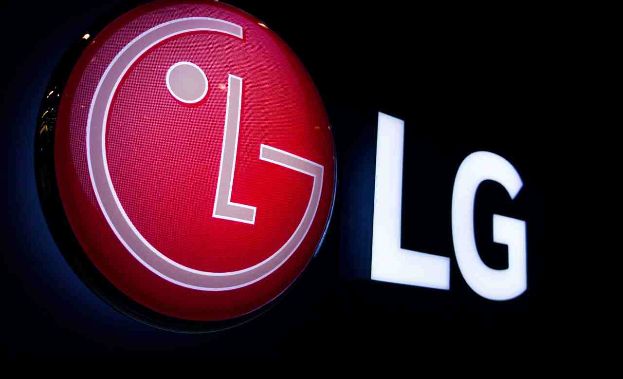 LG, il logo 20220809 AI