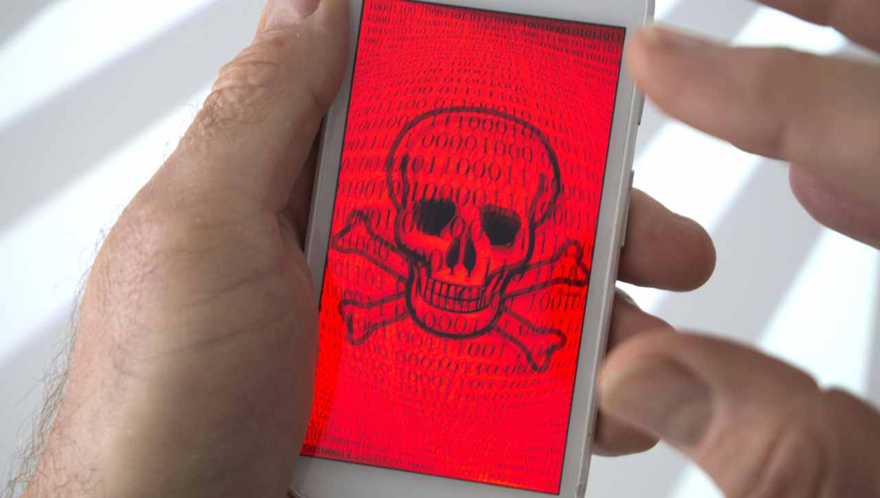 Allarme Trojan su Android, rilevate nuove app dannose e piene di virus: quali vanno disinstallate subito?