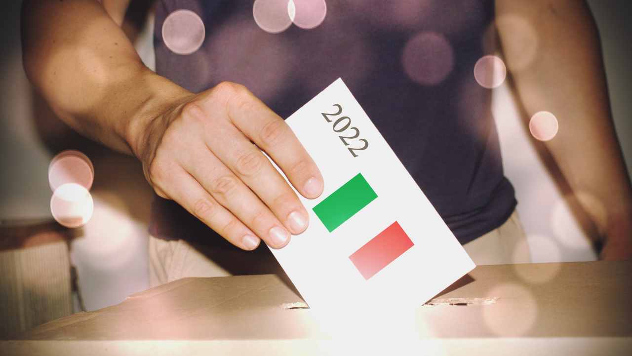 Politica nei Social, come li sfrutta e quanto influisce sugli utenti? I politici sono al passo con la tecnologia?