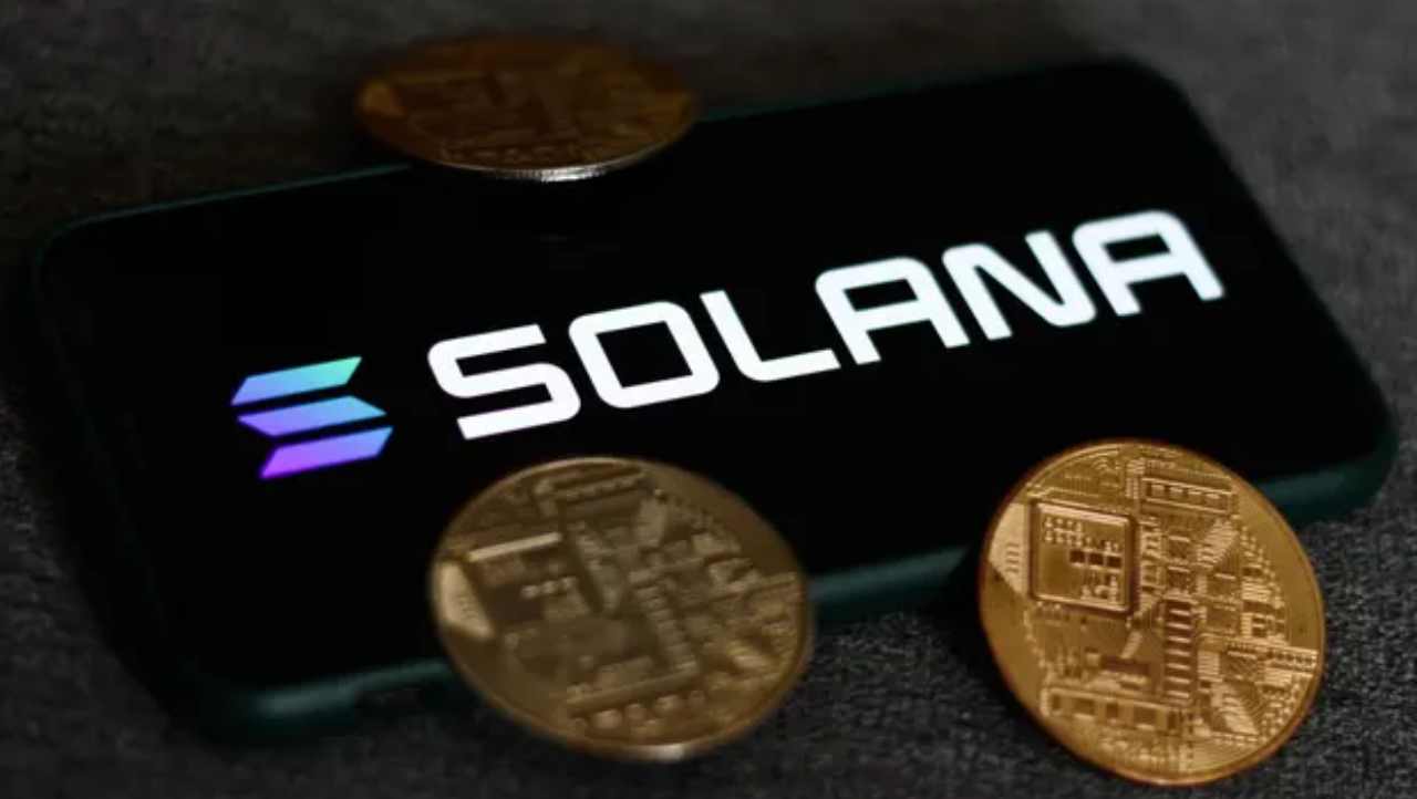 Solana sotto attacco, 7 milioni di dollari crypto rubati, gli investitori si aspettano il peggio