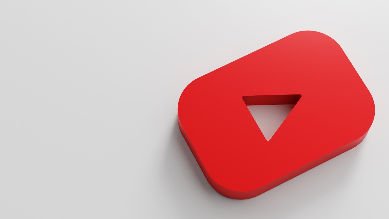 YouTube si evolve negli smartphone: disponibile la nuova opzione zoom nativa, ma come funziona?