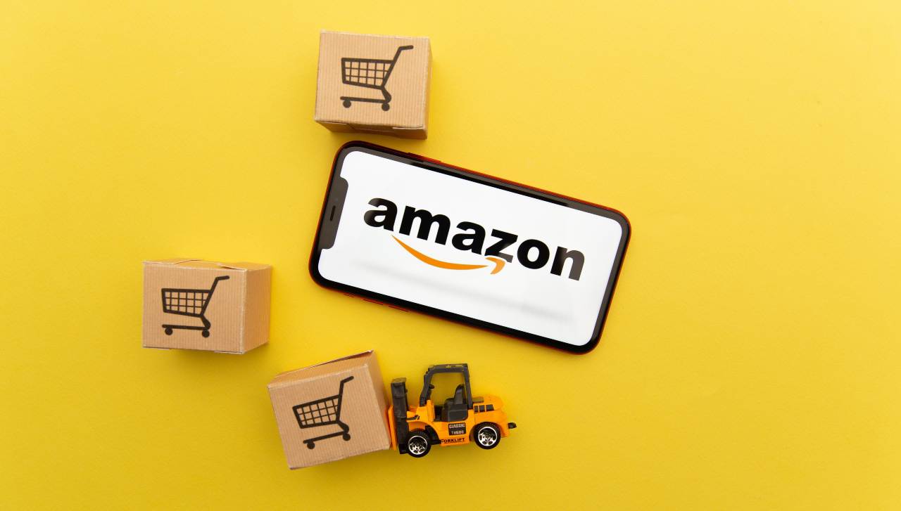 Amazon in discesa, le offerte di Settembre propongono sconti incredibili sui prodotti tech più ambiti