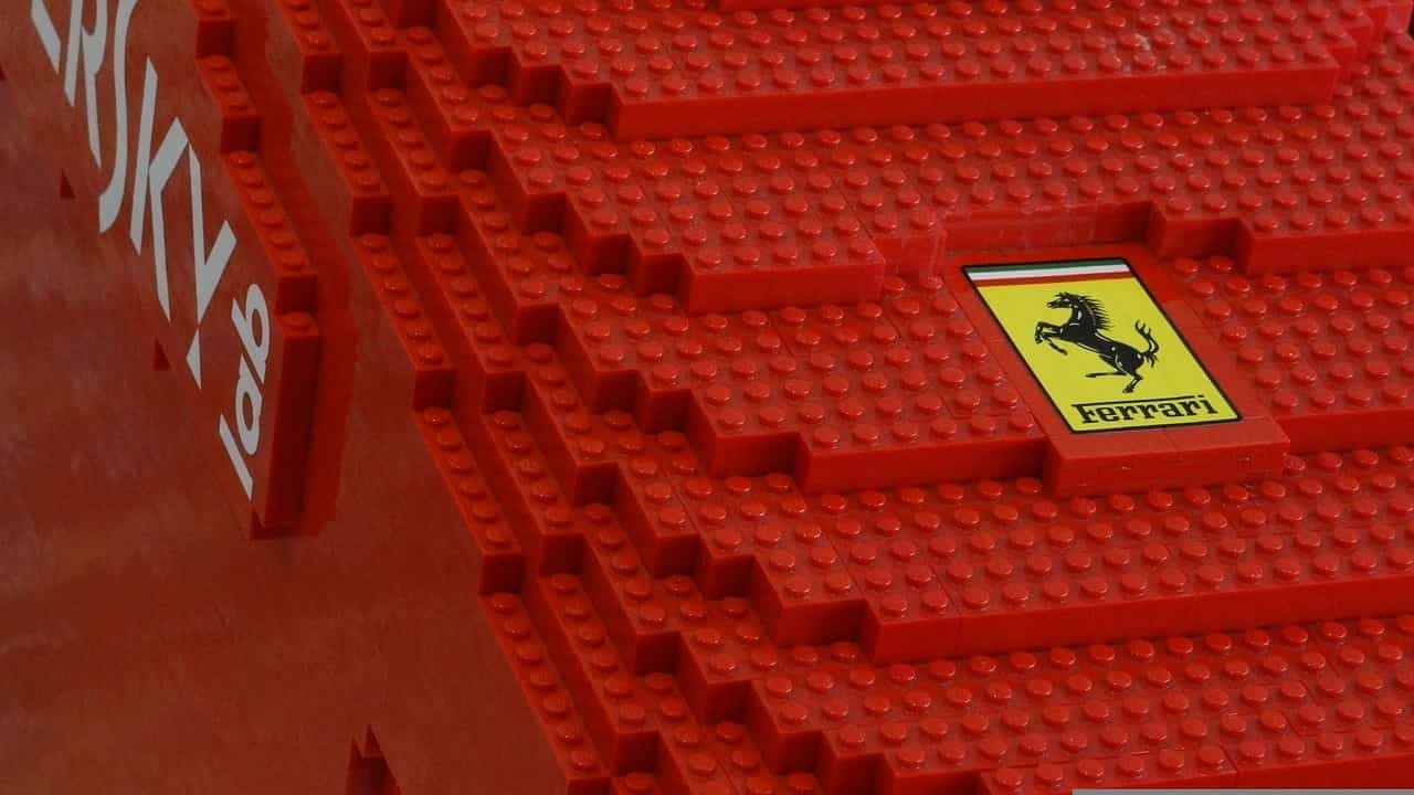 ferrari di lego, dettaglio