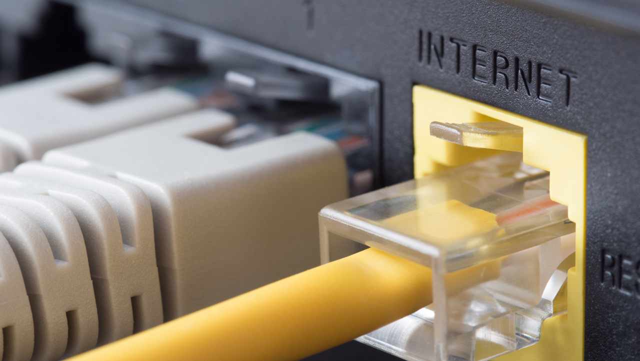 Connessione internet mal funzionante? Ecco come ovviare con piccoli trucchi e soluzioni smart