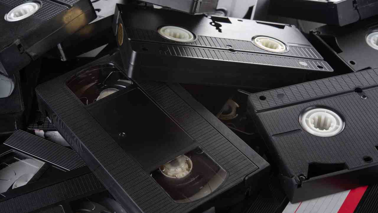 Con questo straordinario gadget, potrai convertire VHS in digitale facilmente, e per meno di 10€
