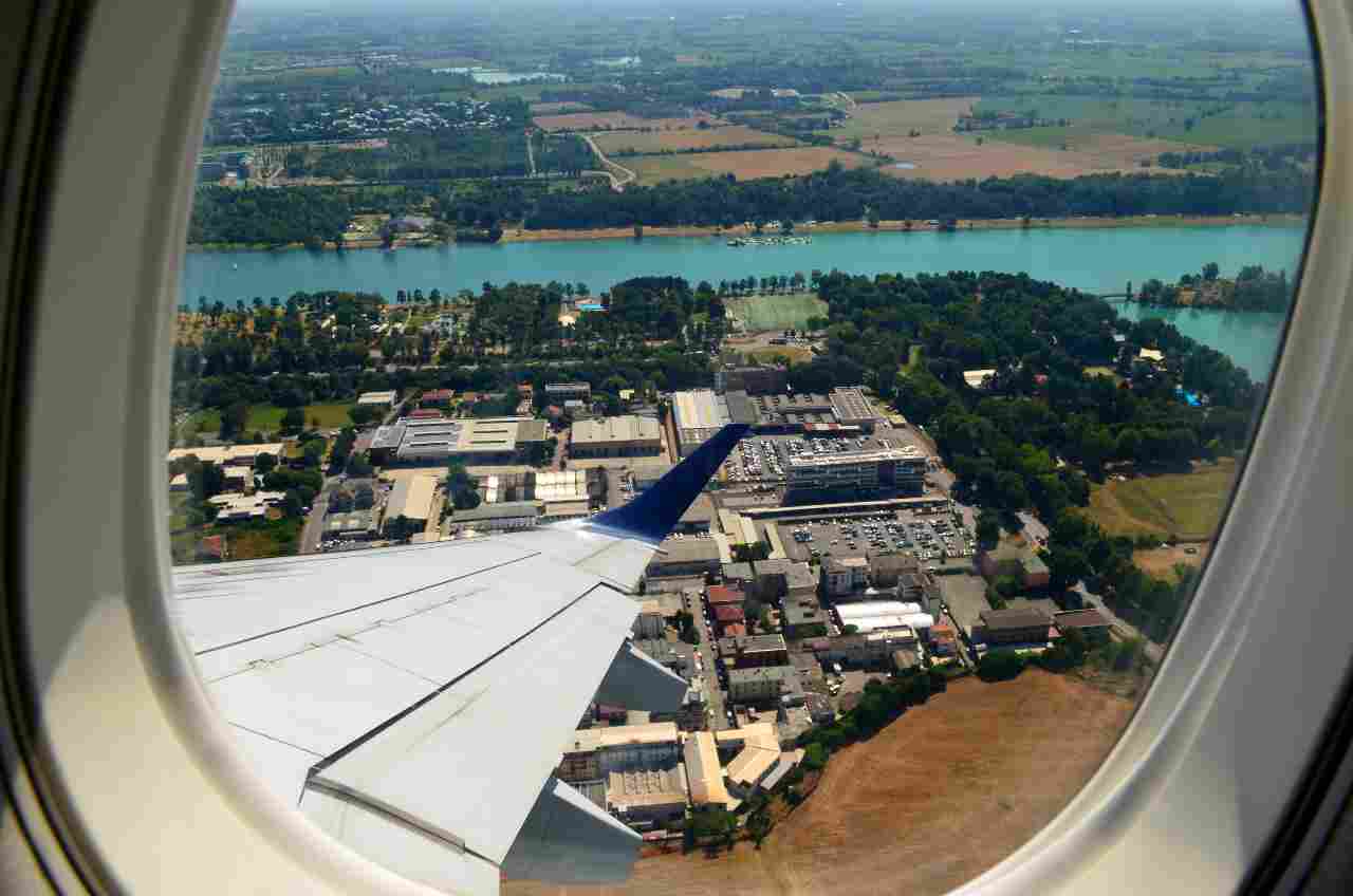 Aeroporto di Linate - Androiditaly.com 20221012