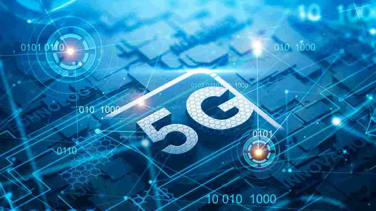 Connessione 5G - Androiditaly.com 20221028