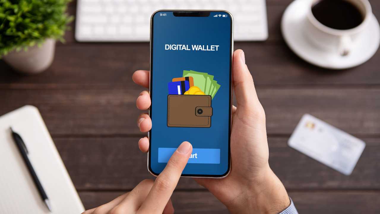 Digital wallet - Androiditaly.com 20221020