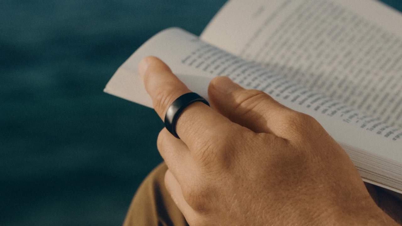 Samsung rivoluziona il mondo dei wearable con il suo nuovo Smart Ring, a cosa serve esattamente?