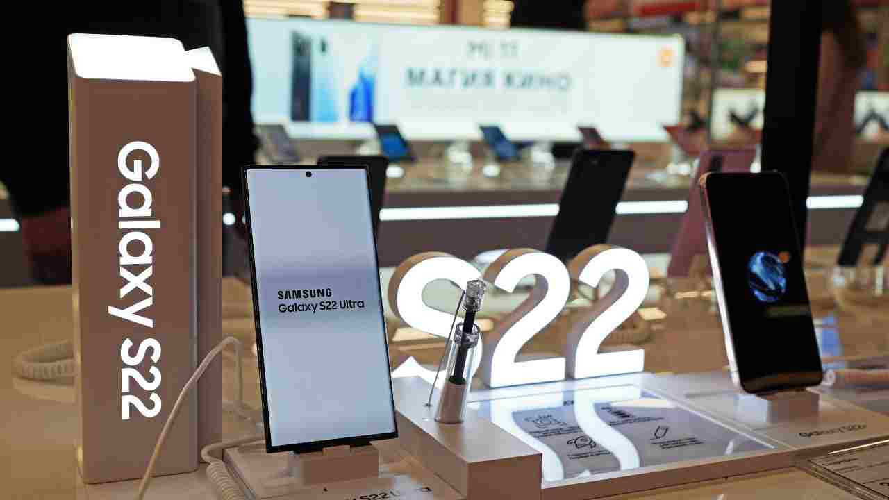 Galaxy S22 - Androiditaly.com 20221115