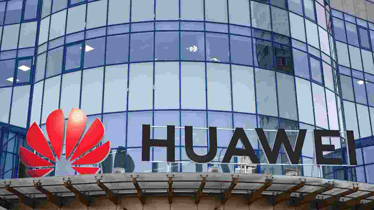 Huawei Headquarter - Androiditaly.com 20221112