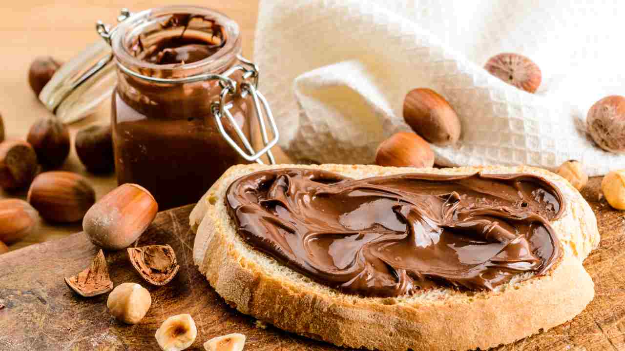 Pane e Nutella - Androiditaly.com 20221102