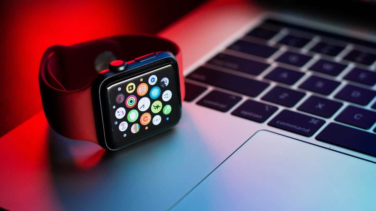 apple watch e notebook