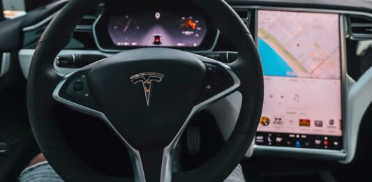 Guidare un modello Tesla