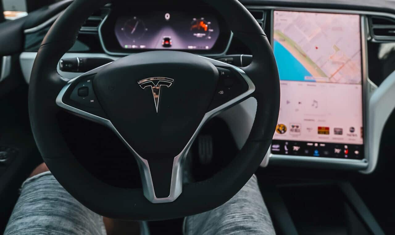 Guidare un modello Tesla